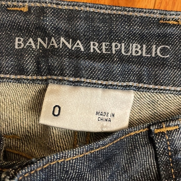 Banana Republic size zero straight cut blue jeans 30 inch inseam waist 31 inches - Picture 3 of 7